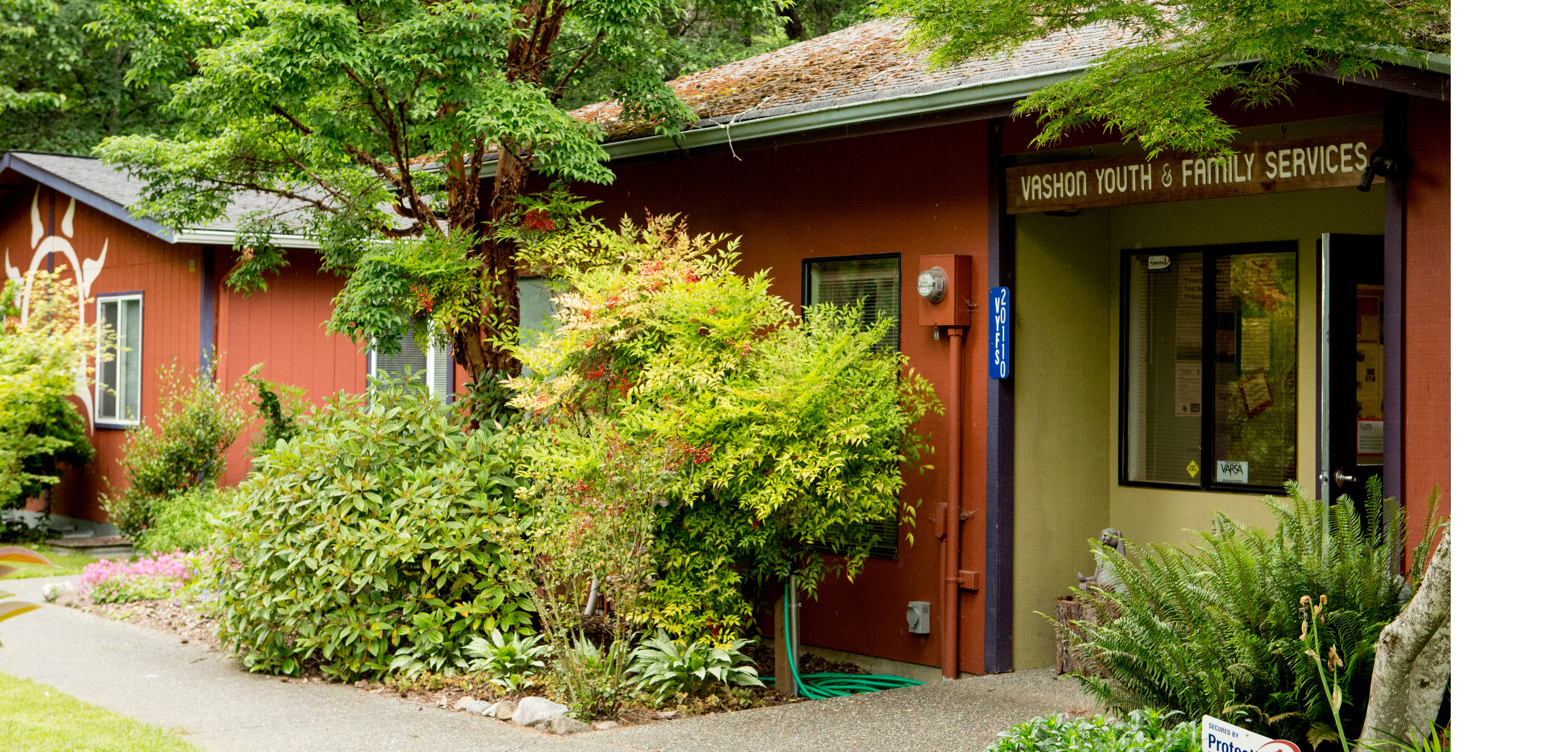 Vashon Youth and Family Services
